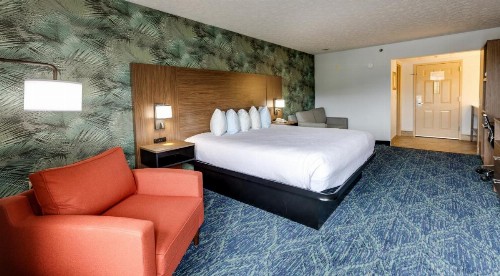 Park Grove Inn - image 2