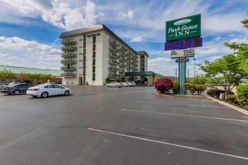 Park Grove Inn - image 21