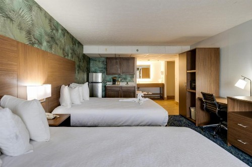 Park Grove Inn - image 31