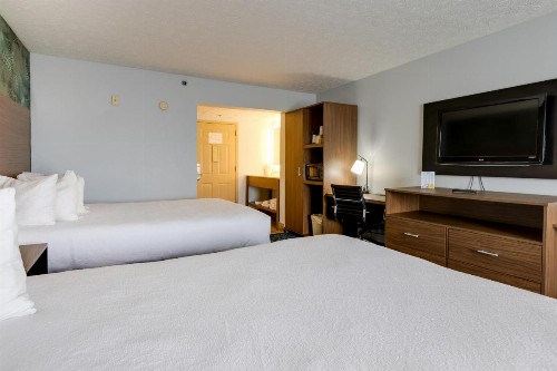 Park Grove Inn - image 38