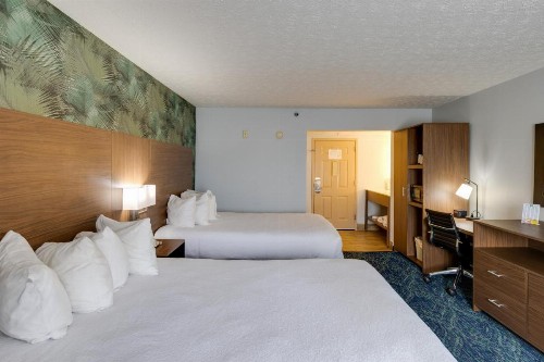 Park Grove Inn - image 4