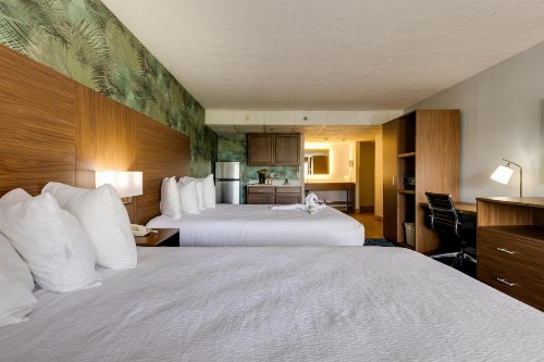Park Grove Inn - image 45