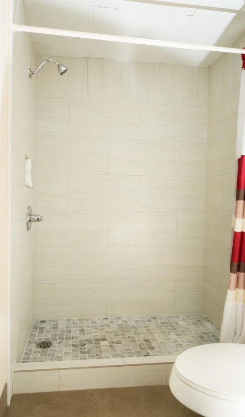 Red Roof Inn & Suites Pigeon Forge Parkway - image 34