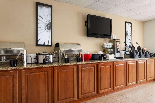 Ramada by Wyndham Pigeon Forge North - image 38