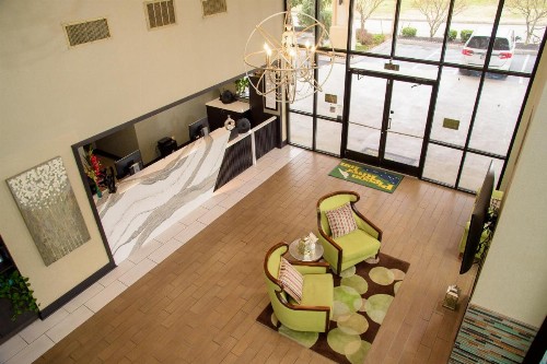 Pigeon River Inn - image 3