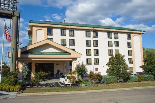 Pigeon River Inn - image 8