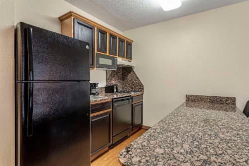 MainStay Suites Conference Center Pigeon Forge - image 25