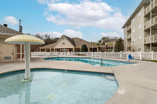 MainStay Suites Conference Center Pigeon Forge - image 31