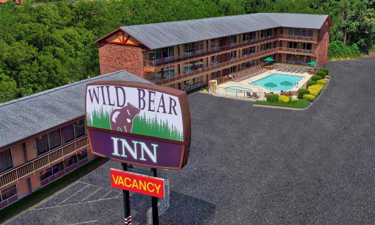 Wild Bear Inn - image 3