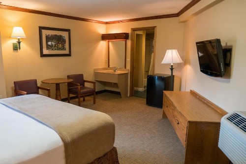 Wild Bear Inn - image 7