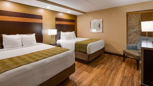 Best Western Plaza Inn - image 24