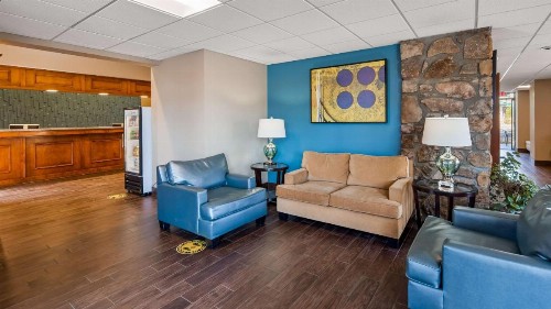 Best Western Toni Inn - image 21
