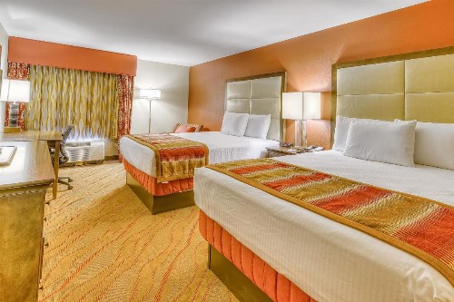 La Quinta by Wyndham Pigeon Forge - image 6