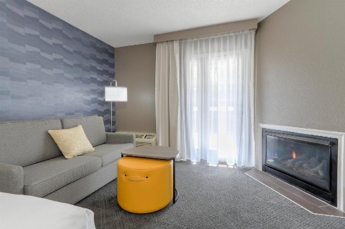 Comfort Inn & Suites at Dollywood Lane - image 17