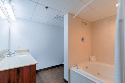Comfort Inn & Suites at Dollywood Lane - image 23