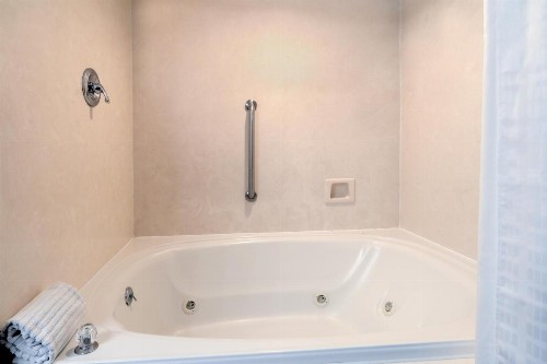 Comfort Inn & Suites at Dollywood Lane - image 27