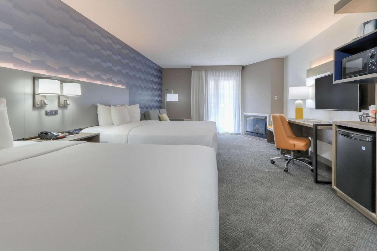 Comfort Inn & Suites at Dollywood Lane - image 5
