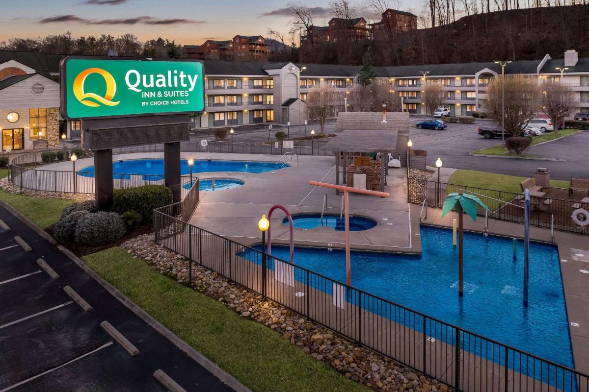 Quality Inn & Suites at Dollywood Lane - main image