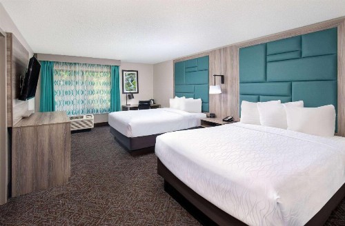 La Quinta Inn by Wyndham Pigeon Forge-Dollywood - image 25