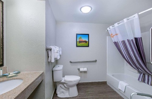 La Quinta Inn by Wyndham Pigeon Forge-Dollywood - image 33