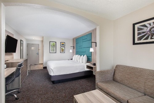 La Quinta Inn by Wyndham Pigeon Forge-Dollywood - image 41