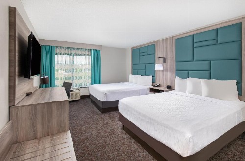 La Quinta Inn by Wyndham Pigeon Forge-Dollywood - image 48