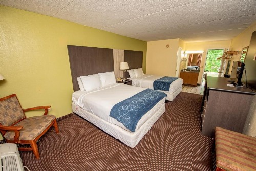 River Place Inn & Cabins - image 14