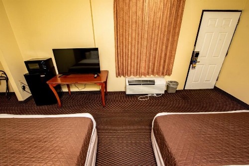 River Place Inn & Cabins - image 31