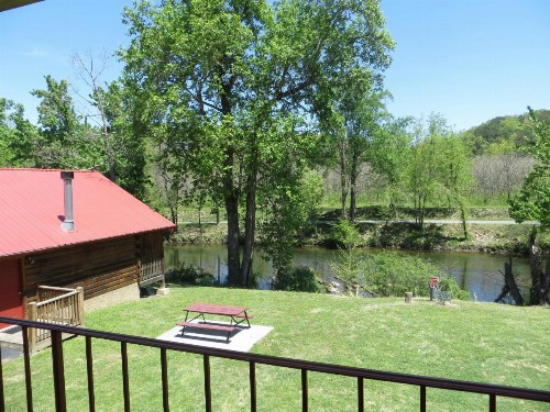 River Place Inn & Cabins - image 40
