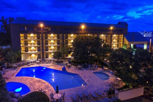 Quality Inn Near the Island Pigeon Forge - image 43
