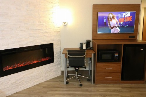 Super 8 by Wyndham Pigeon Forge near the Convention Center - image 32