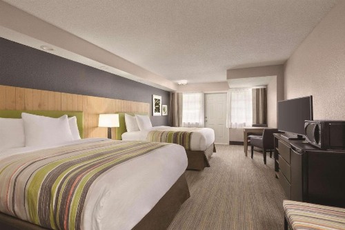 Country Inn & Suites by Radisson Pigeon Forge South TN - image 7