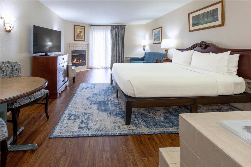 Music Road Resort - image 9