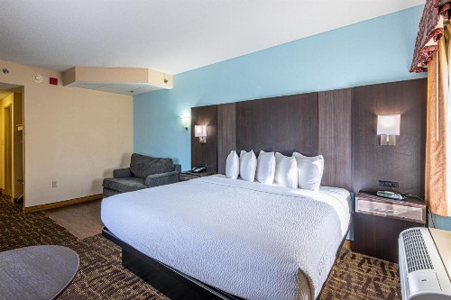 River Bend Inn - Pigeon Forge - image 19