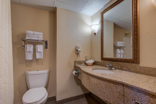 River Bend Inn - Pigeon Forge - image 7