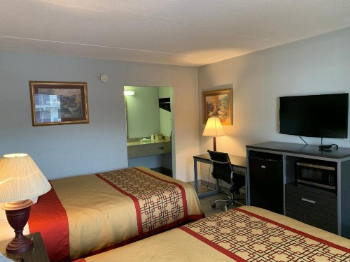 Travelodge by Wyndham Pigeon Forge - image 11