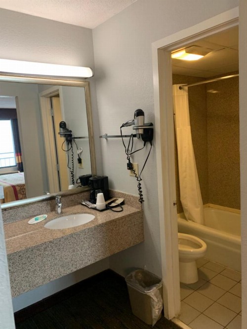 Travelodge by Wyndham Pigeon Forge - image 17