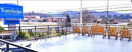 Travelodge by Wyndham Pigeon Forge - image 2