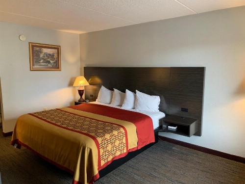 Travelodge by Wyndham Pigeon Forge - image 3
