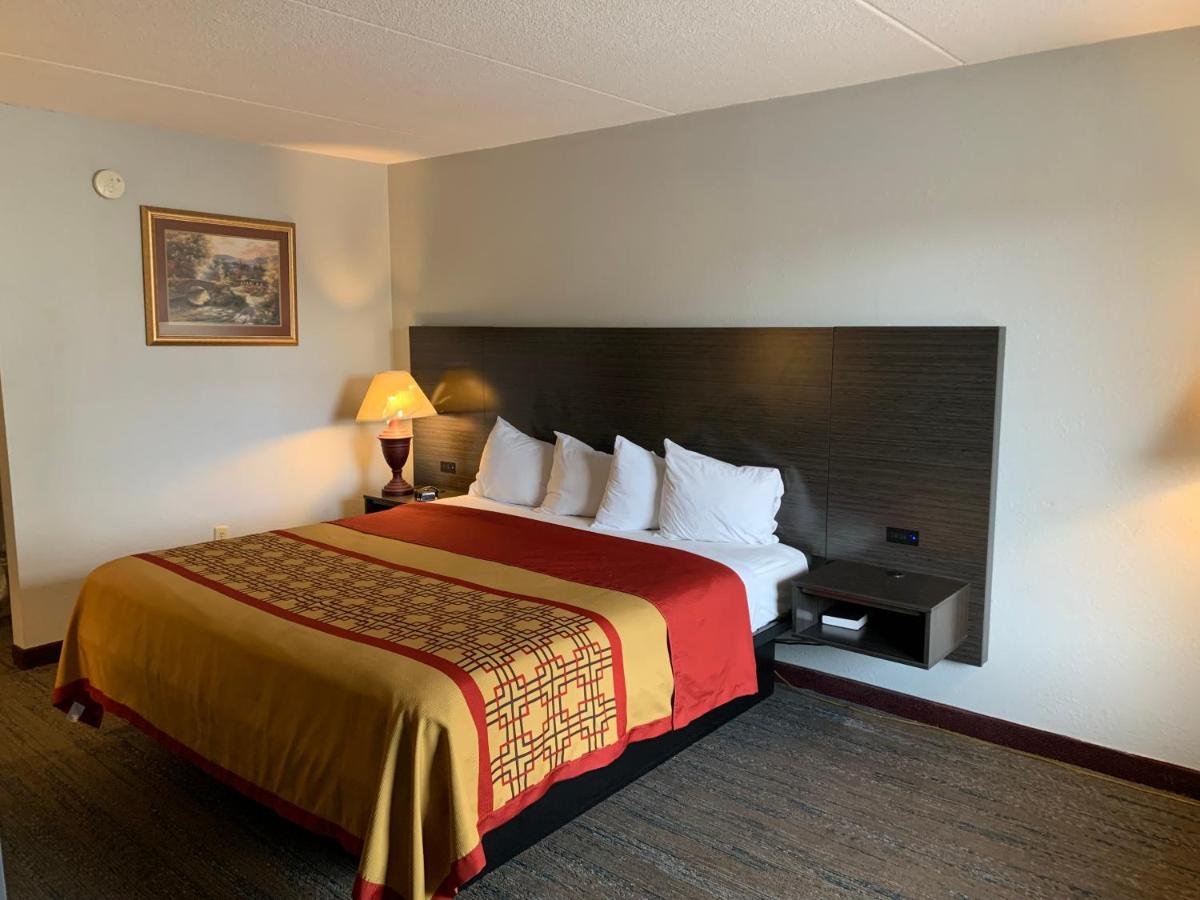 Travelodge by Wyndham Pigeon Forge - image 3