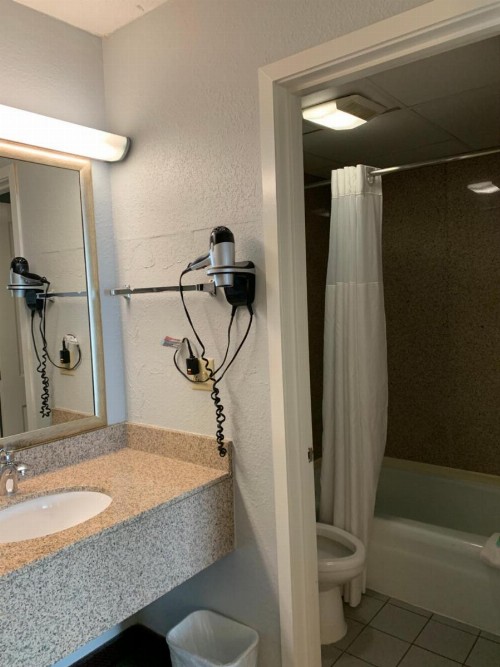Travelodge by Wyndham Pigeon Forge - image 6