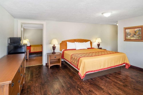 Travelodge by Wyndham Pigeon Forge - image 9