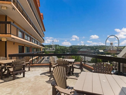 Mountain Vista Inn & Suites - Parkway - image 5