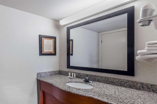 Baymont by Wyndham Pigeon Forge - image 25