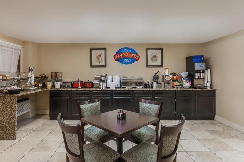 Baymont by Wyndham Pigeon Forge - image 30