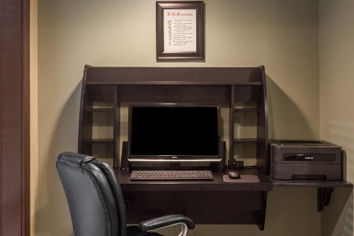 Baymont by Wyndham Pigeon Forge - image 44