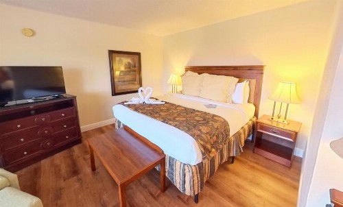 Arbors at Island Landing Hotel & Suites - image 28