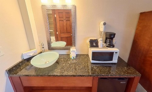 Arbors at Island Landing Hotel & Suites - image 42