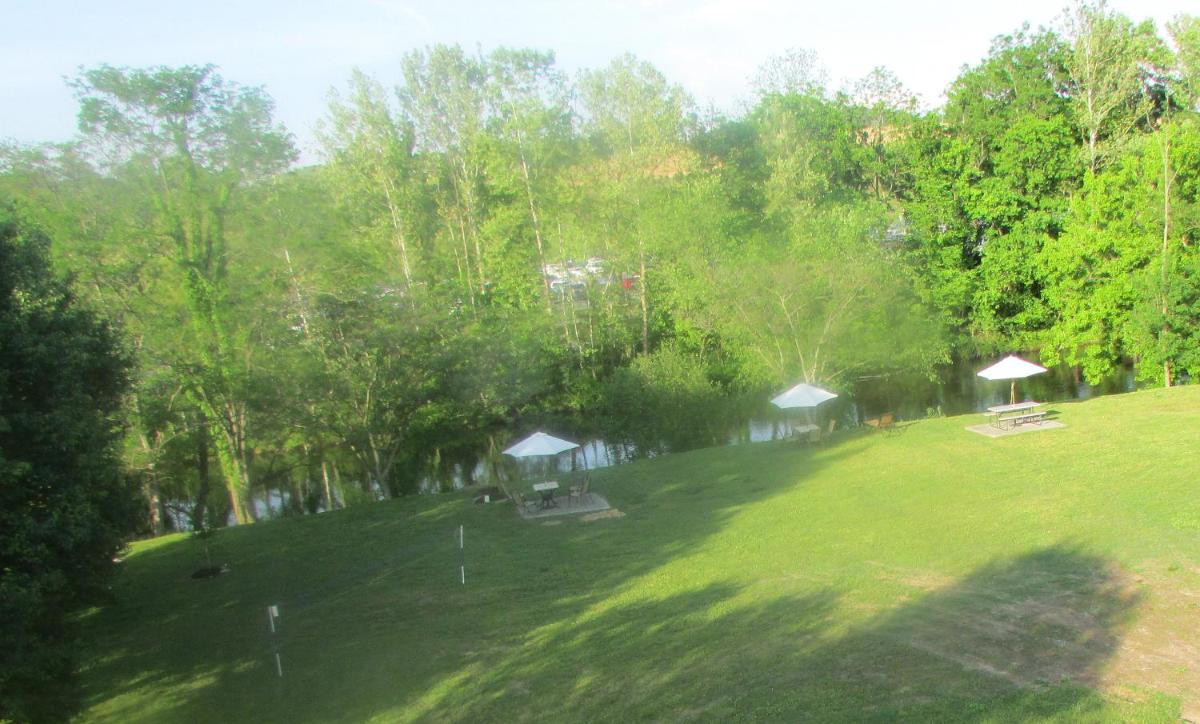 Arbors at Island Landing Hotel & Suites - image 7