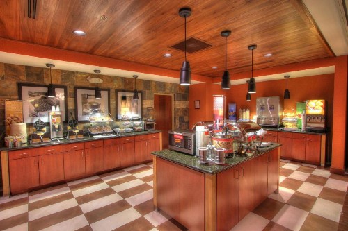 Hampton Inn Pigeon Forge - image 15